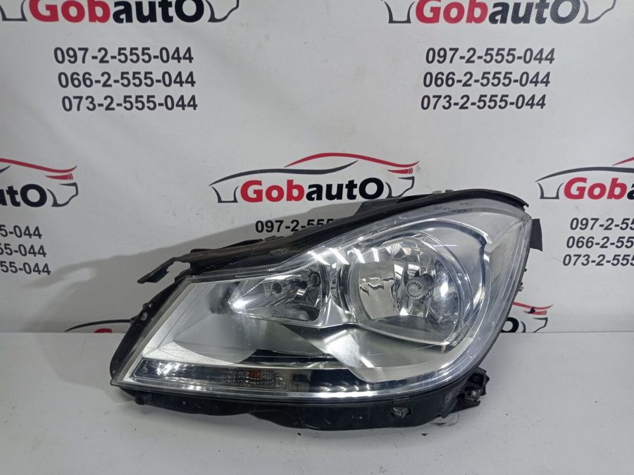 Фара перед ліва рестайл MERCEDES 030127060500 MERCEDES-BENZ C 220 W204