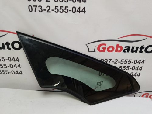 Скло бокове праве в четверть 76820-3NF0A NISSAN LEAF