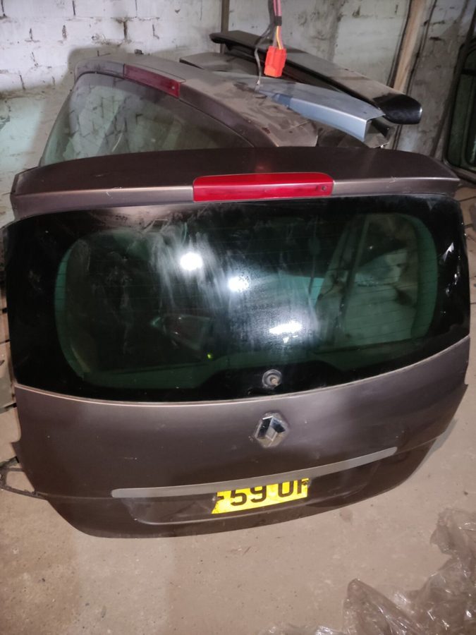 Кришка багажника ляда 901003854r Grand Scenic 3 (2009-2016) GRAND SCENIC 901003854r RENAULT GRAND SCENIC III