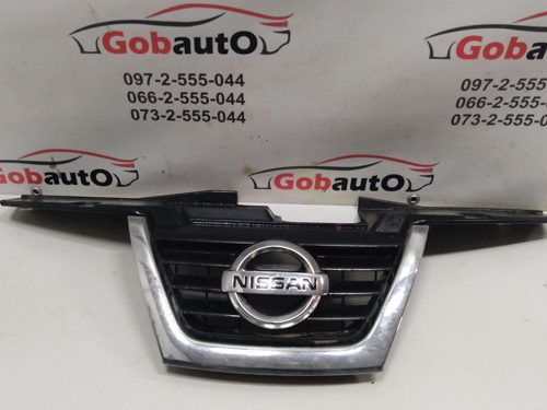Решітка радіатора M103 620701KA6A NISSAN JUKE