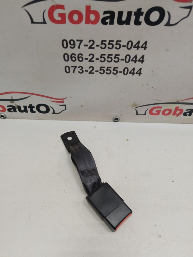 Фіксатор паска безпеки задній лівий 888431KA0A NISSAN JUKE