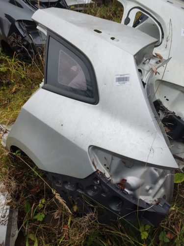 Четверть задня ліва RENAULT MEGANE III