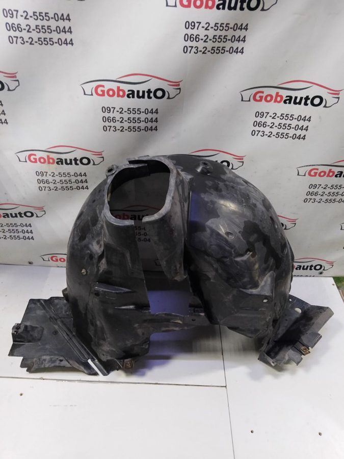 Підкрилок передній лівий перед і зад MERCEDES A2046904730 MERCEDES-BENZ C 220 W204