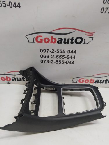 Рамка тунель центральної консолі MERCEDES A180 MERCEDES-BENZ A180 W176