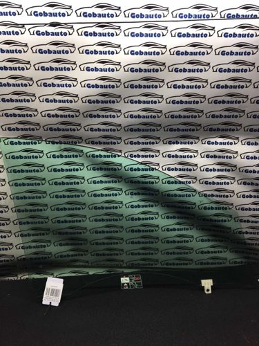 Скло дверки перед праве 43r001142 RENAULT MEGANE III