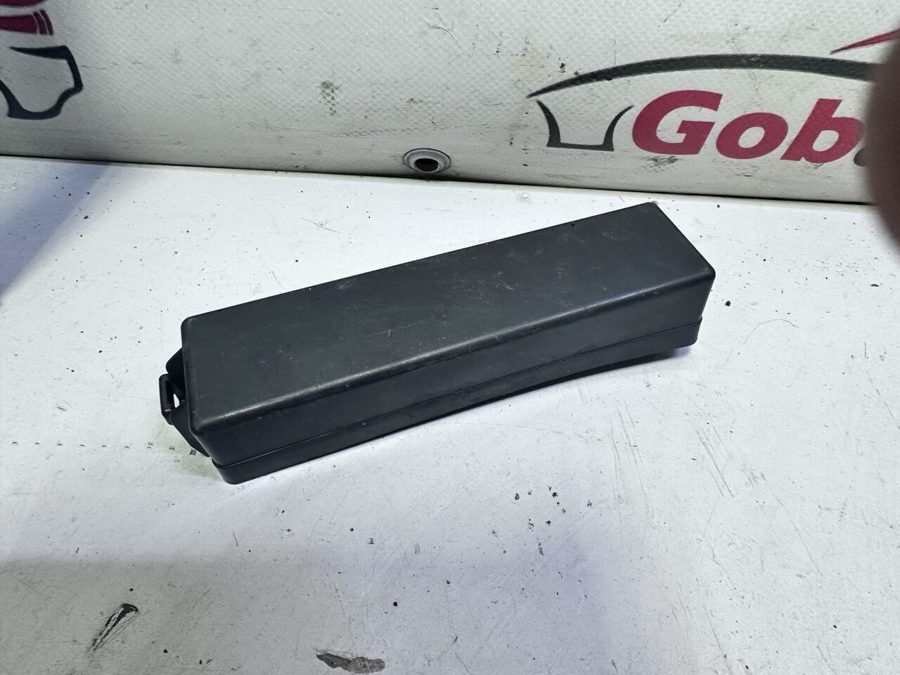 Кришка блоку реле 243821KB1A NISSAN JUKE
