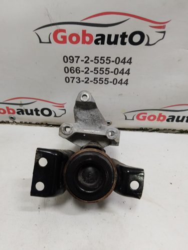 Подушка двигуна передня 1.5 DCI NISSAN JUKE