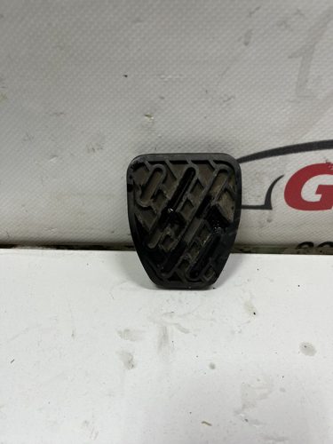 Накладка педалі зчеплення NISSAN QASHQAI J10