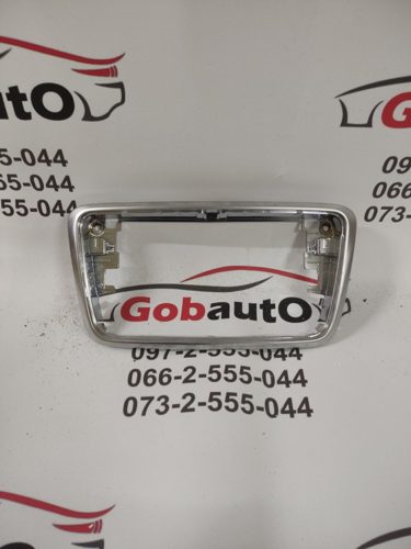 Рамка під магнітофон MERCEDES A180 MERCEDES-BENZ A180 W176