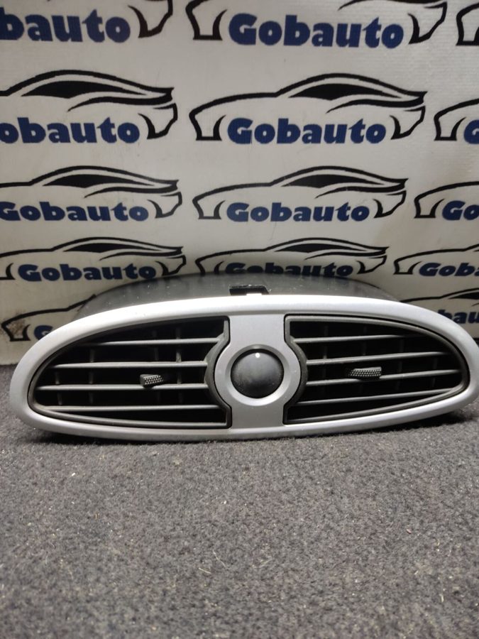 Решітка дефлектор охолодження 220408 RENAULT CLIO III