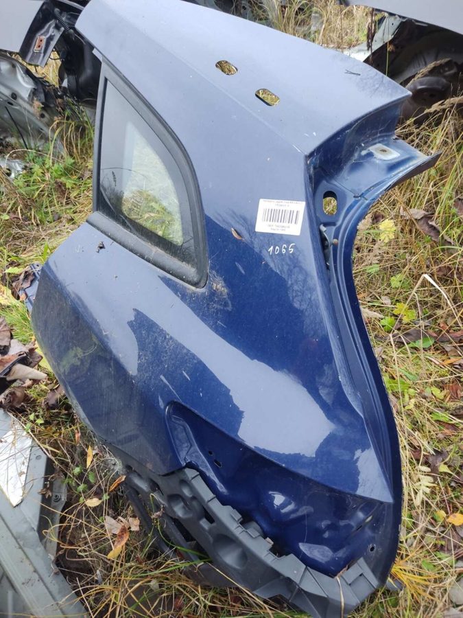 Четверть задня ліва RENAULT MEGANE III