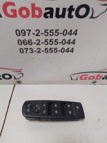 Блок керування склопідіймачем передній лівий RENAULT MEGANE III