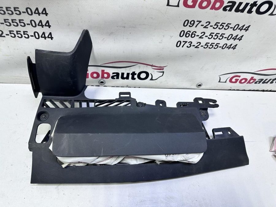 Подушка безпеки колін водійська (вистрілена, не розрізана) MODEL Y TESLA MODEL 3