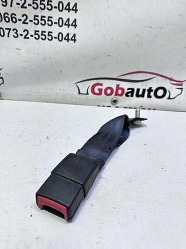 Фіксатор паска безпеки задній центральний 88852BF12A NISSAN JUKE