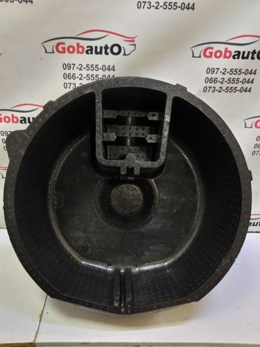 Ніша запасного колеса SCENIC ||| 995040015R RENAULT MEGANE III