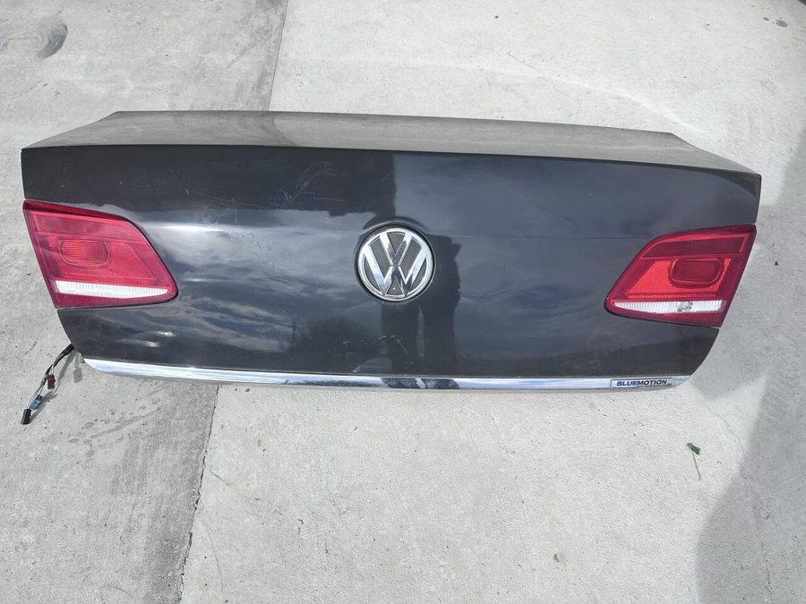 Кришка багажника ляда VOLKSWAGEN PASSAT B7