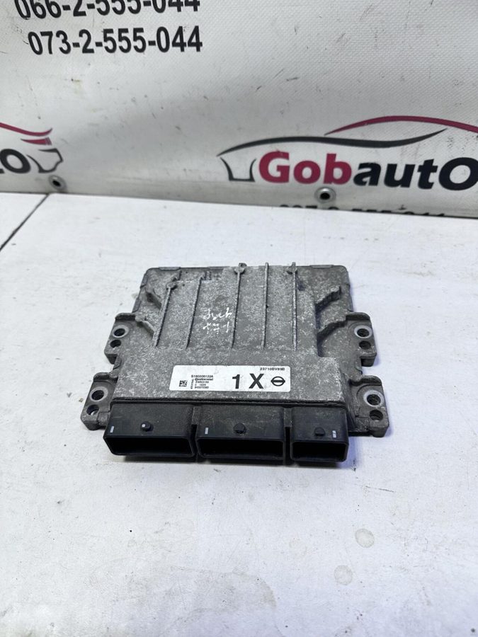 Блок керування двигуном 1,2 cc S180206122A NISSAN JUKE