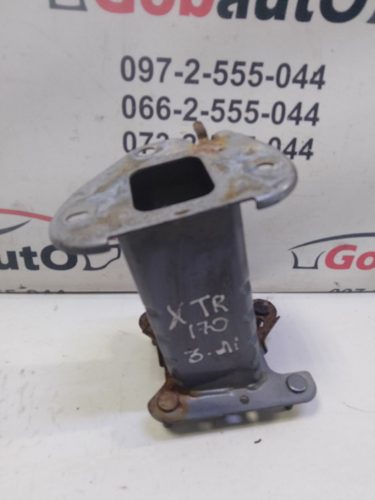 Кронштейн (клик) підсилювача бампера заднього лівий H52114CCMA NISSAN X -TRAIL T32