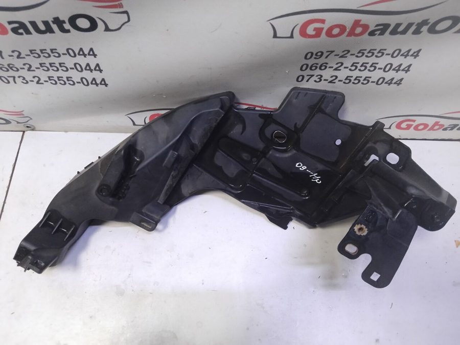 Кронштейн кріплення лівої фари 622230005R RENAULT MEGANE III