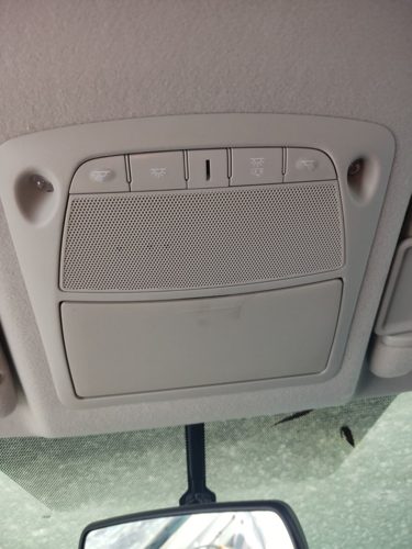 Плафон освітлення салону перед NISSAN LEAF