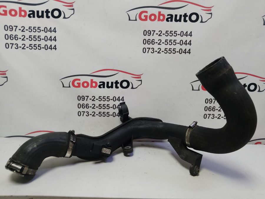 Патрубок інтеркулера 2.0 TDI VOLKSWAGEN PASSAT B6