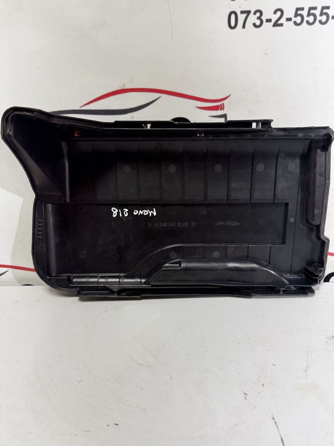 Кришка акумулятора MERCEDES BENZ MERCEDES-BENZ CLA 200D SP