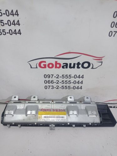 Подушка безпеки AIRBAG водія нижня колінна MERCEDES BENZ A1768600402 MERCEDES-BENZ CLA 200D SP