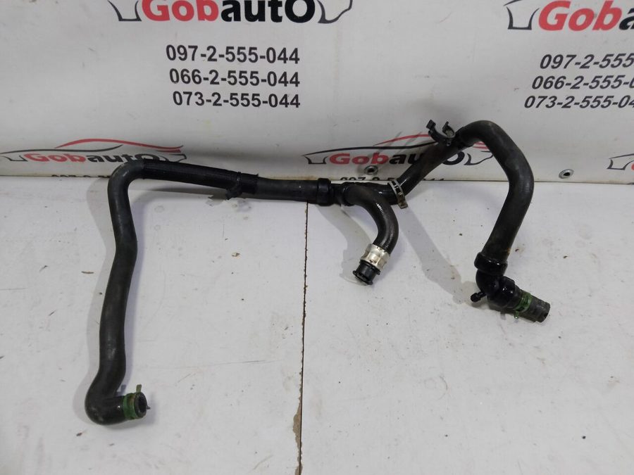 Патрубок системи охолодження 1,5ci SCENIC III 924109255R RENAULT MEGANE III