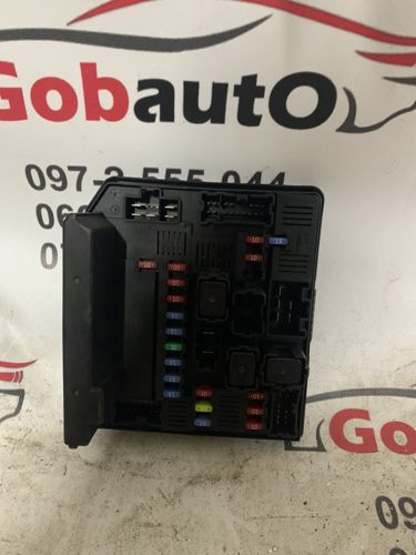 Блок запобіжників NISSAN QASHQAI+2