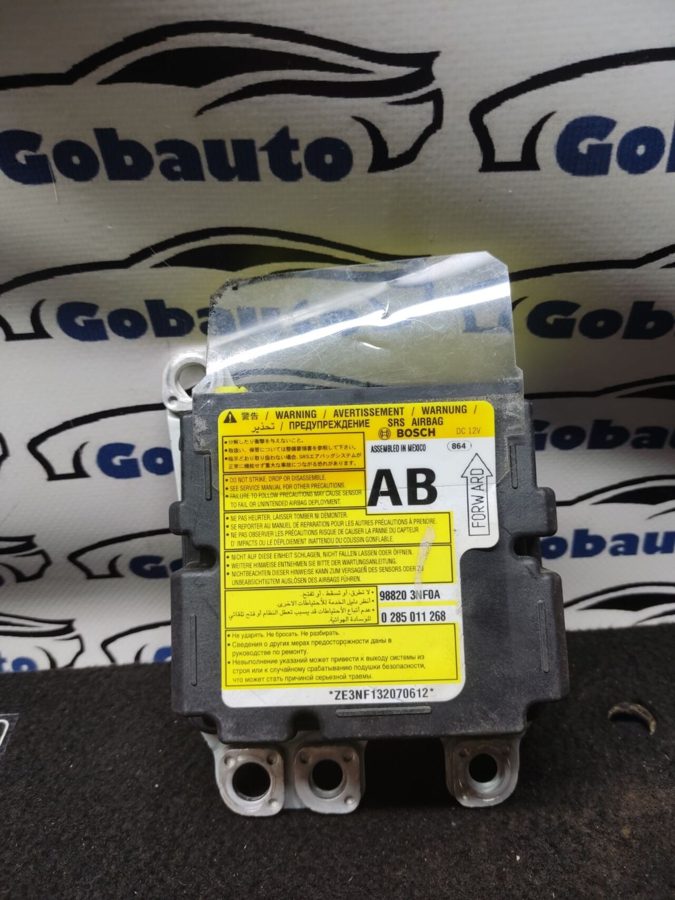 Блок управління подушки безпеки 98820-3NF0A NISSAN LEAF