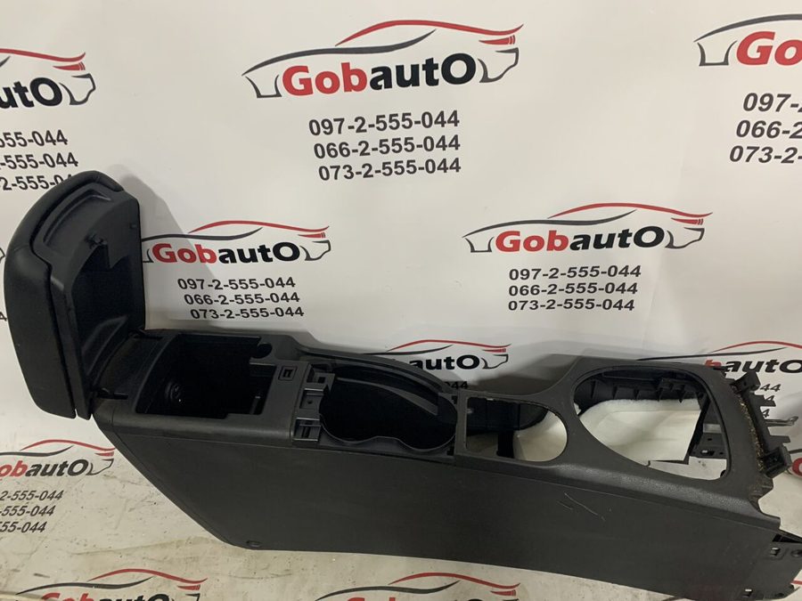 Підлокотник NISSAN QASHQAI J10
