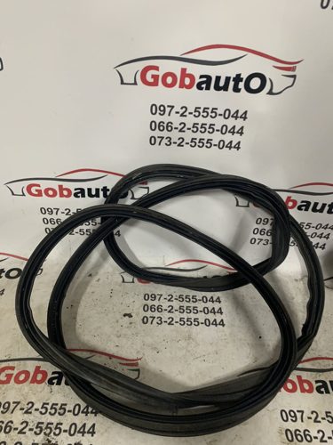 Ущільнювач кришки багажника NISSAN QASHQAI J10