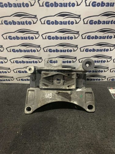 Подушка двигуна КПП ліва K9K 1.5 dci RENAULT MEGANE III