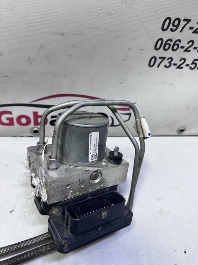 Блок ABS тормозний насос MODEL Y 1044745-00-B TESLA MODEL 3