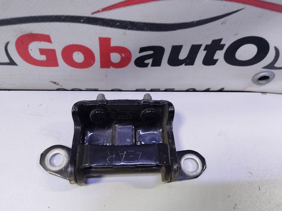 Петля дверей задня права верхня NISSAN QASHQAI J11