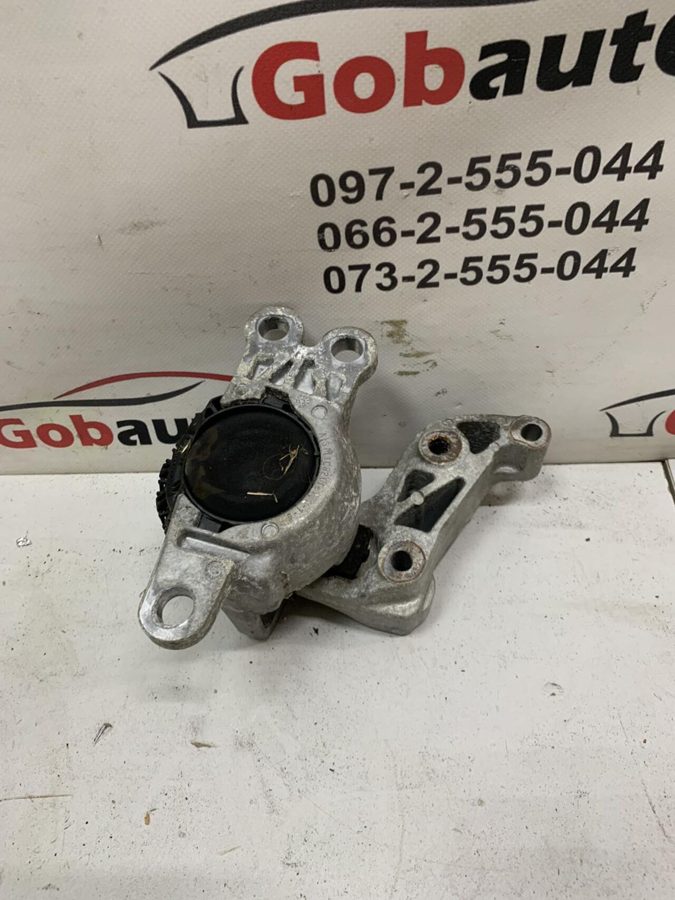 Подушка двигуна i ROGUE NISSAN QASHQAI J11