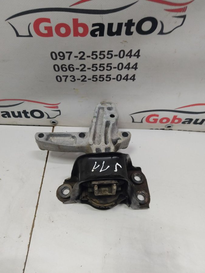 Подушка двигуна NISSAN QASHQAI J11