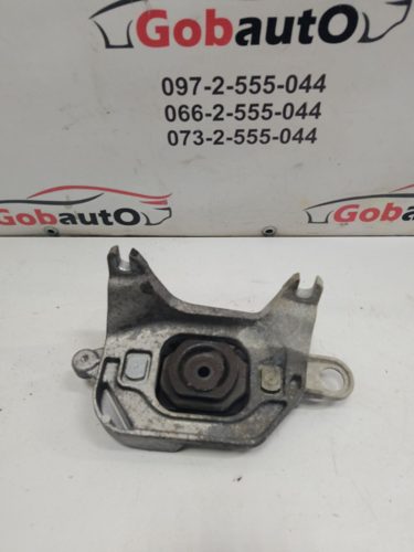 Кронштейн подушки двигуна лівий М99 NISSAN QASHQAI J11