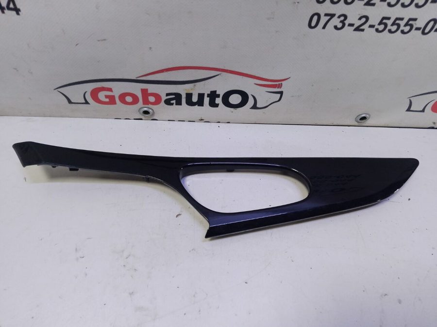 Накладка ручки дверей передня права NISSAN QASHQAI J11