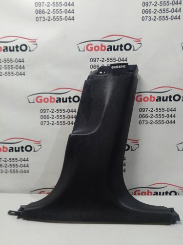 Накладка центральної стійки нижня права 1086299-00-I TESLA MODEL 3