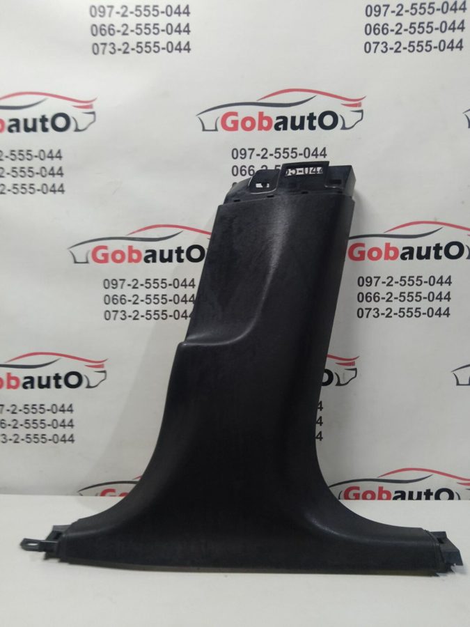 Накладка центральної стійки нижня права 1086299-00-I TESLA MODEL 3