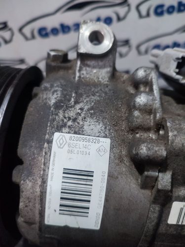 Компресор кондиціонера 1.4 2.0dci SCENIC III 8200958328 RENAULT MEGANE III