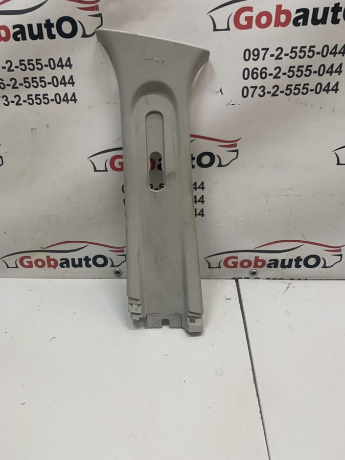 Накладка стійки центральна ліва M105 769140009R RENAULT GRAND SCENIC III