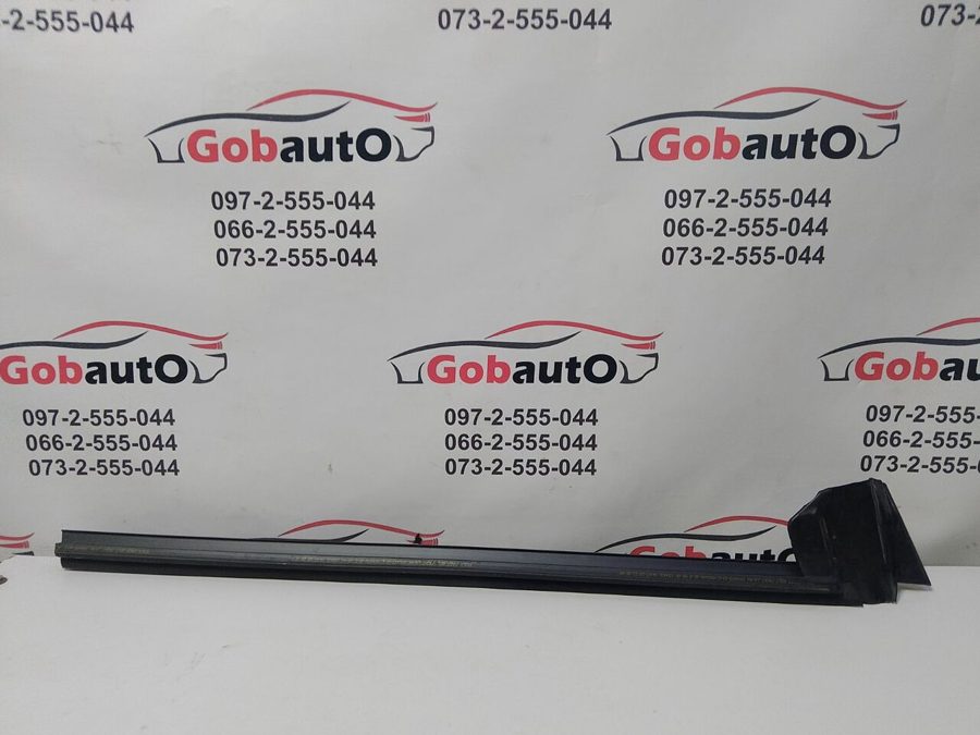 Ущільнювач скла дверки перед лівий 1090495-00-E TESLA MODEL 3