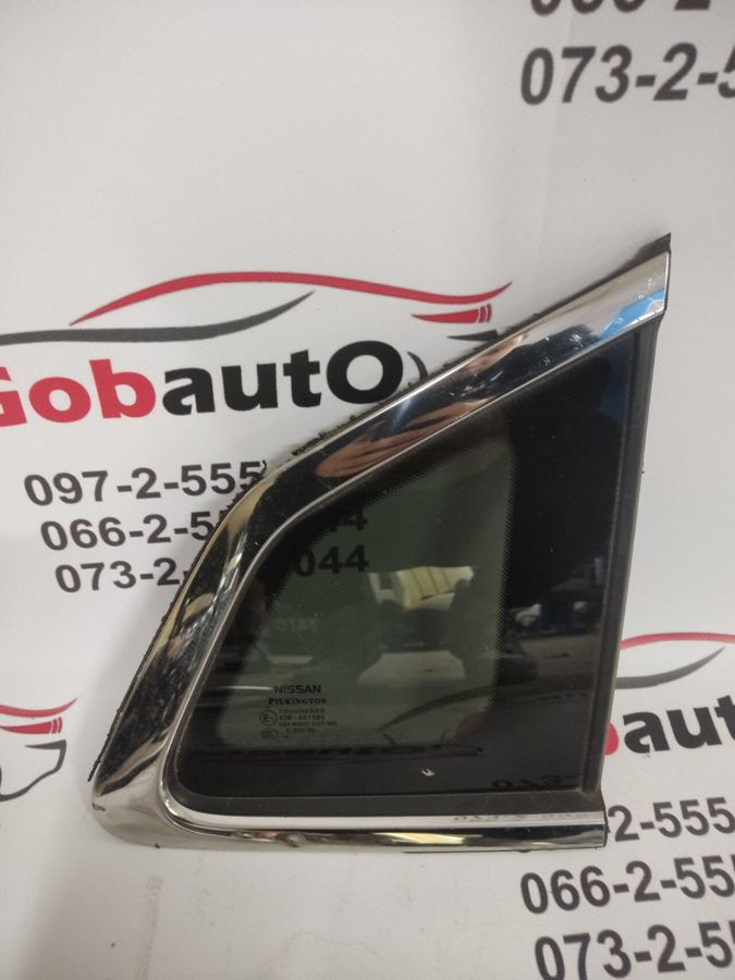 Бокове скло праве NISSAN QASHQAI J11