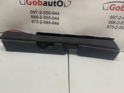 Накладка багажинка ліва М105 RENAULT GRAND SCENIC III