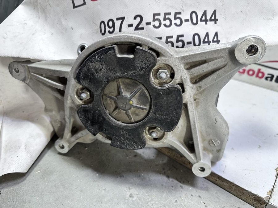 Кронштейн кріплення амортизатора перед праве MODEL Y 1044037-00-C TESLA MODEL 3