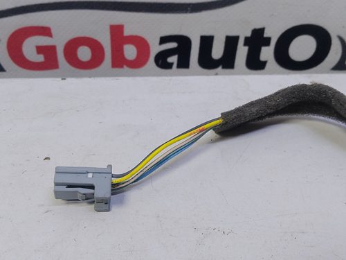 Роз`єм (фішка )8 конт 5 pin до кнопки круїз контроля сірий RENAULT MEGANE III