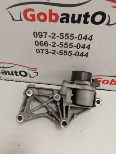 Кронштейн кріплення генератора 1,6 dci NISSAN QASHQAI J10