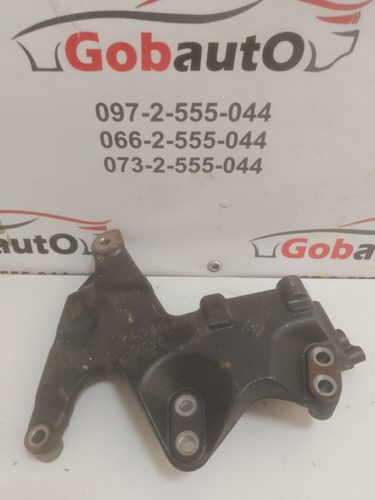 Кронштейн двигуна 1,6dci NISSAN QASHQAI J10